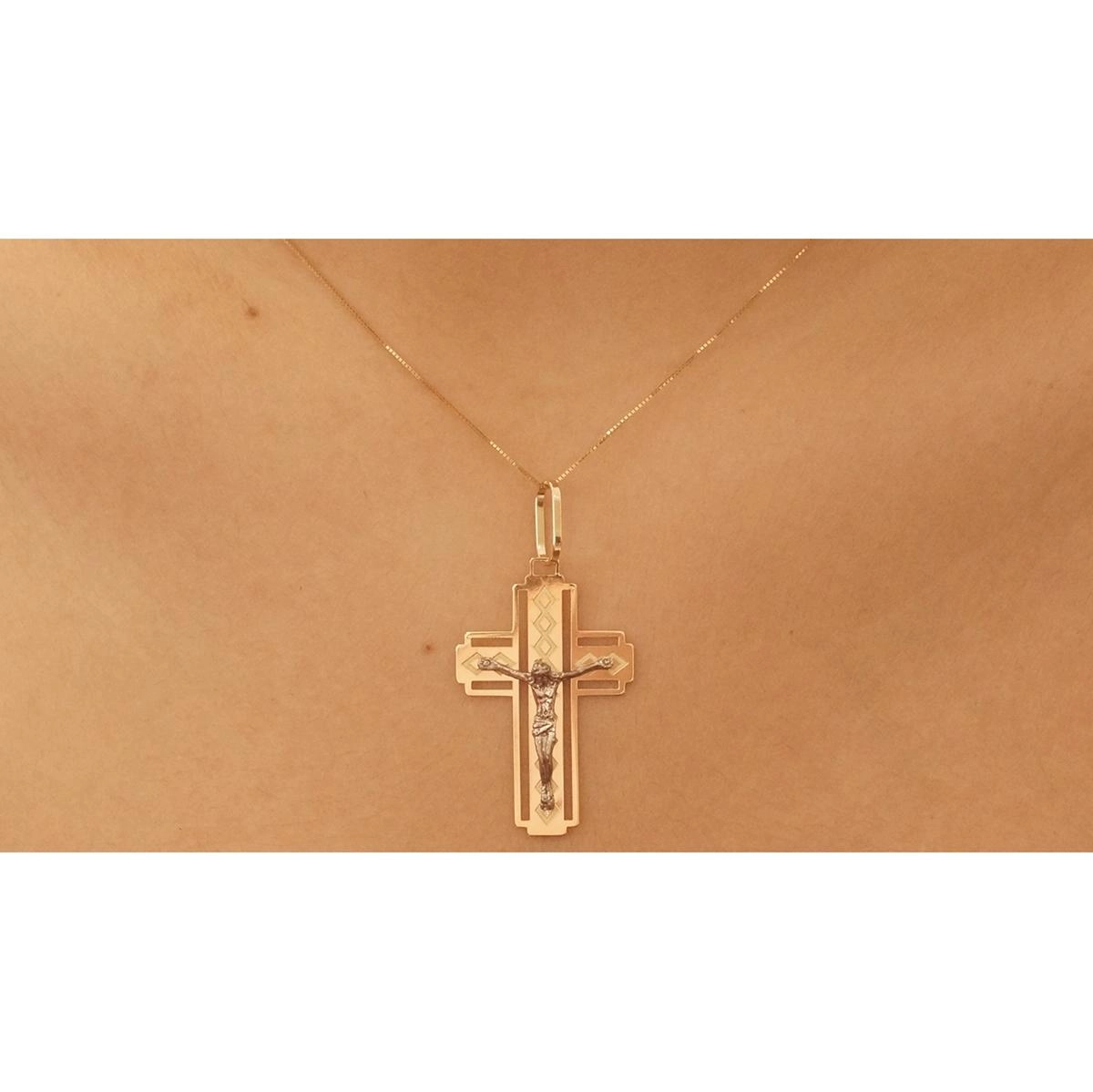 Pingente Ouro 18k Cruz Com Cristo 2.65 gramas