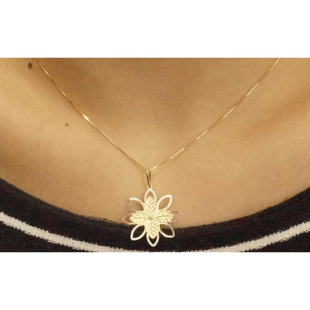 Pingente Ouro 18k Flor Com Zirconia 1.20 gramas